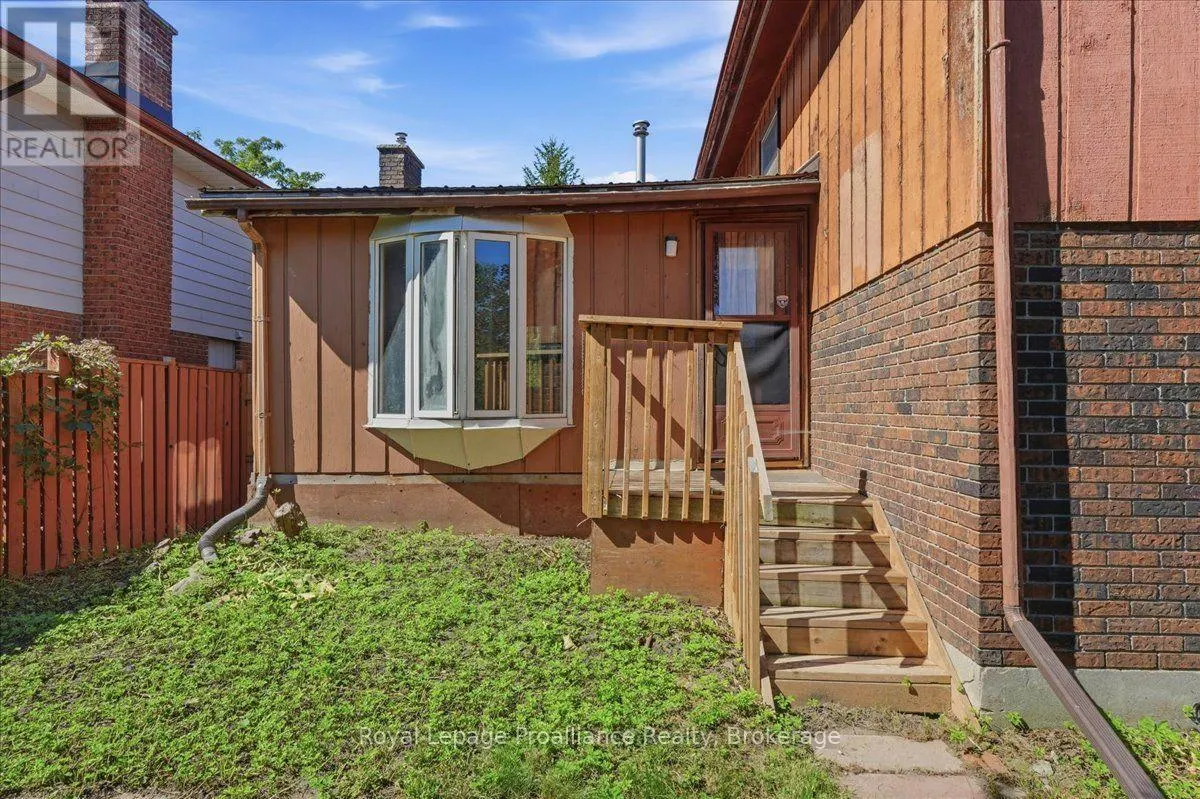 28 KENSINGTON CRESCENT