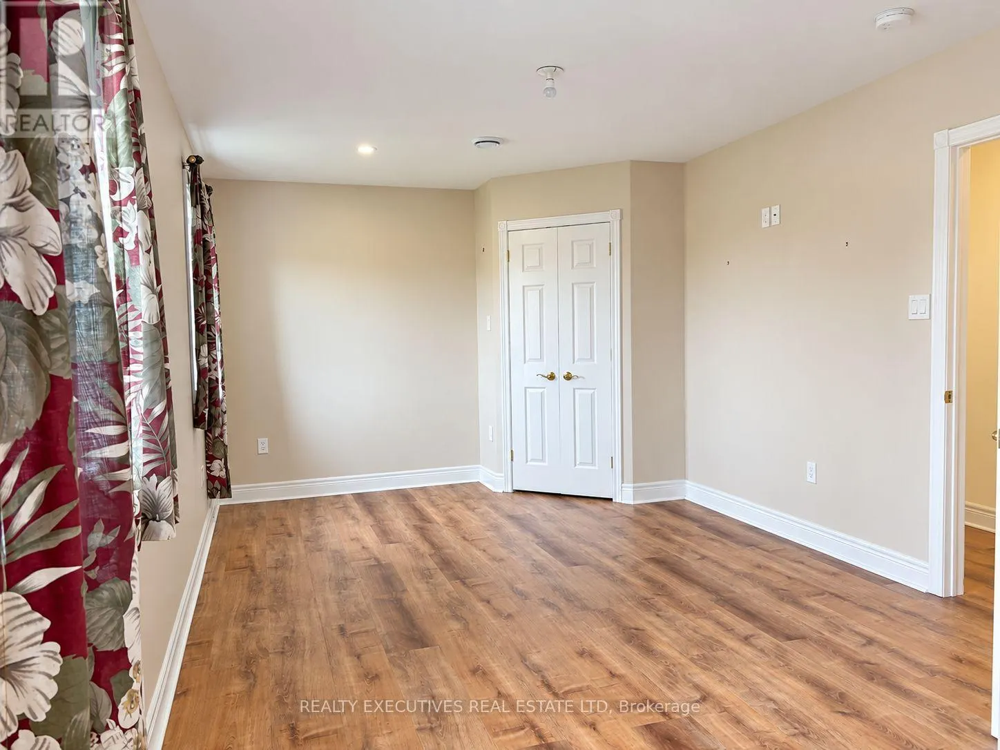 10727 WEST END TERRACE