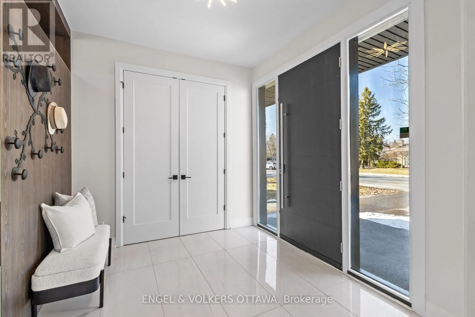 736 SHERBOURNE ROAD