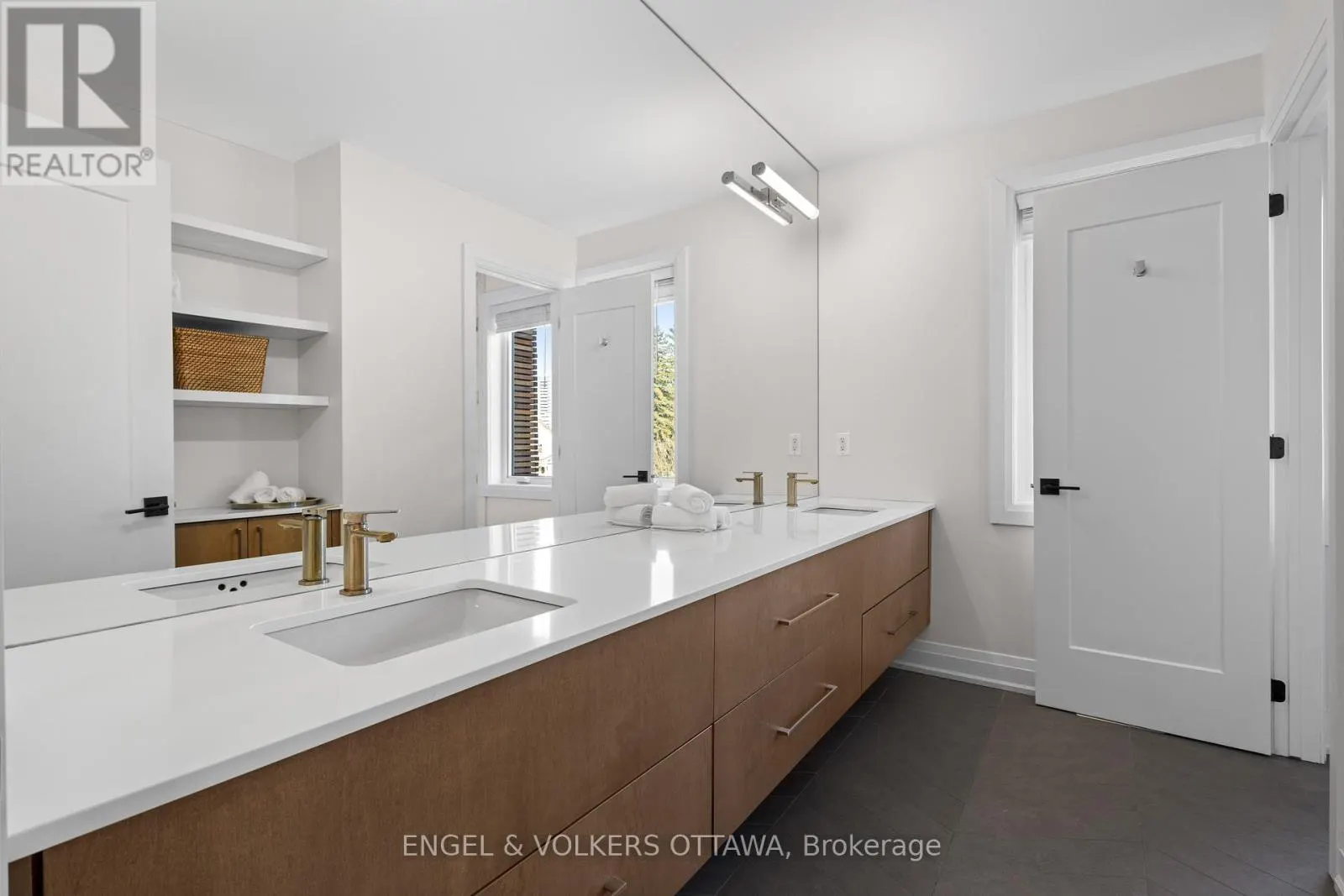 736 SHERBOURNE ROAD