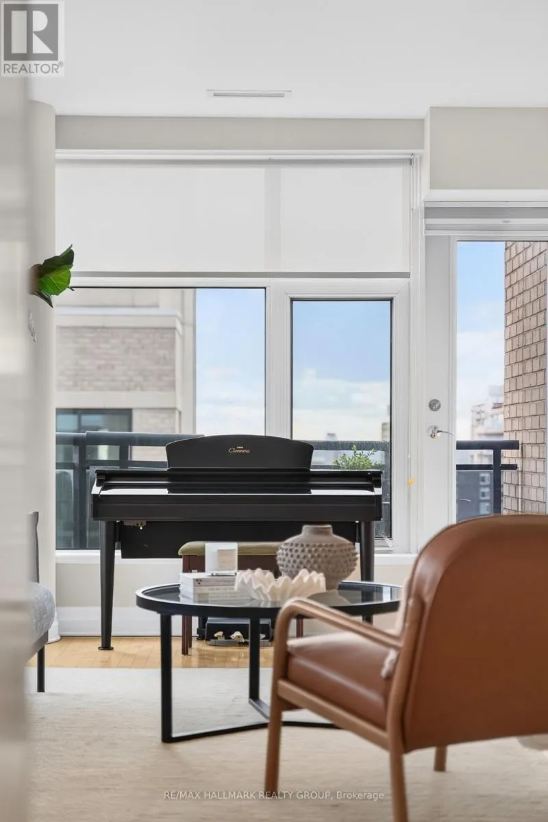 PH05 - 235 KENT STREET