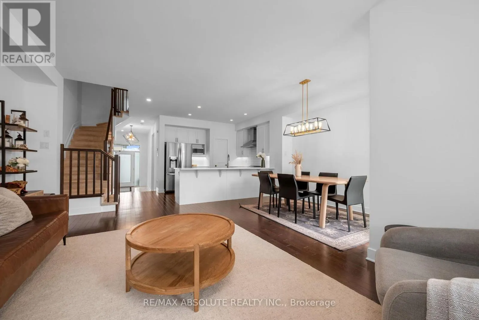 826 CHIPPING CIRCLE