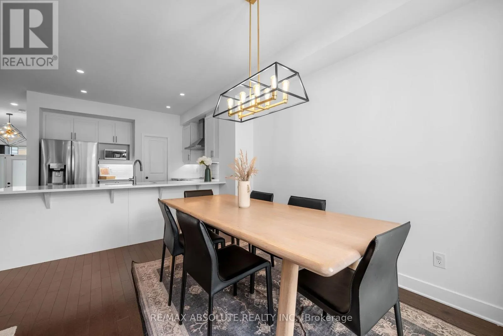 826 CHIPPING CIRCLE