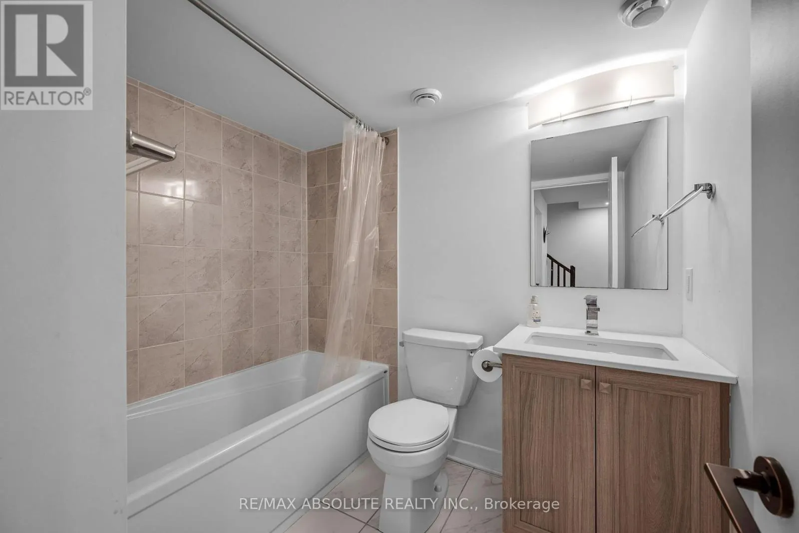 826 CHIPPING CIRCLE