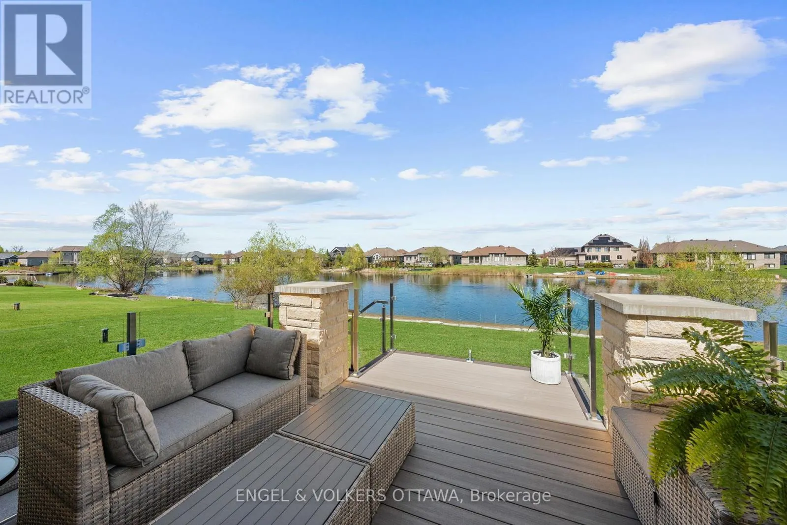 1457 WATERS EDGE WAY