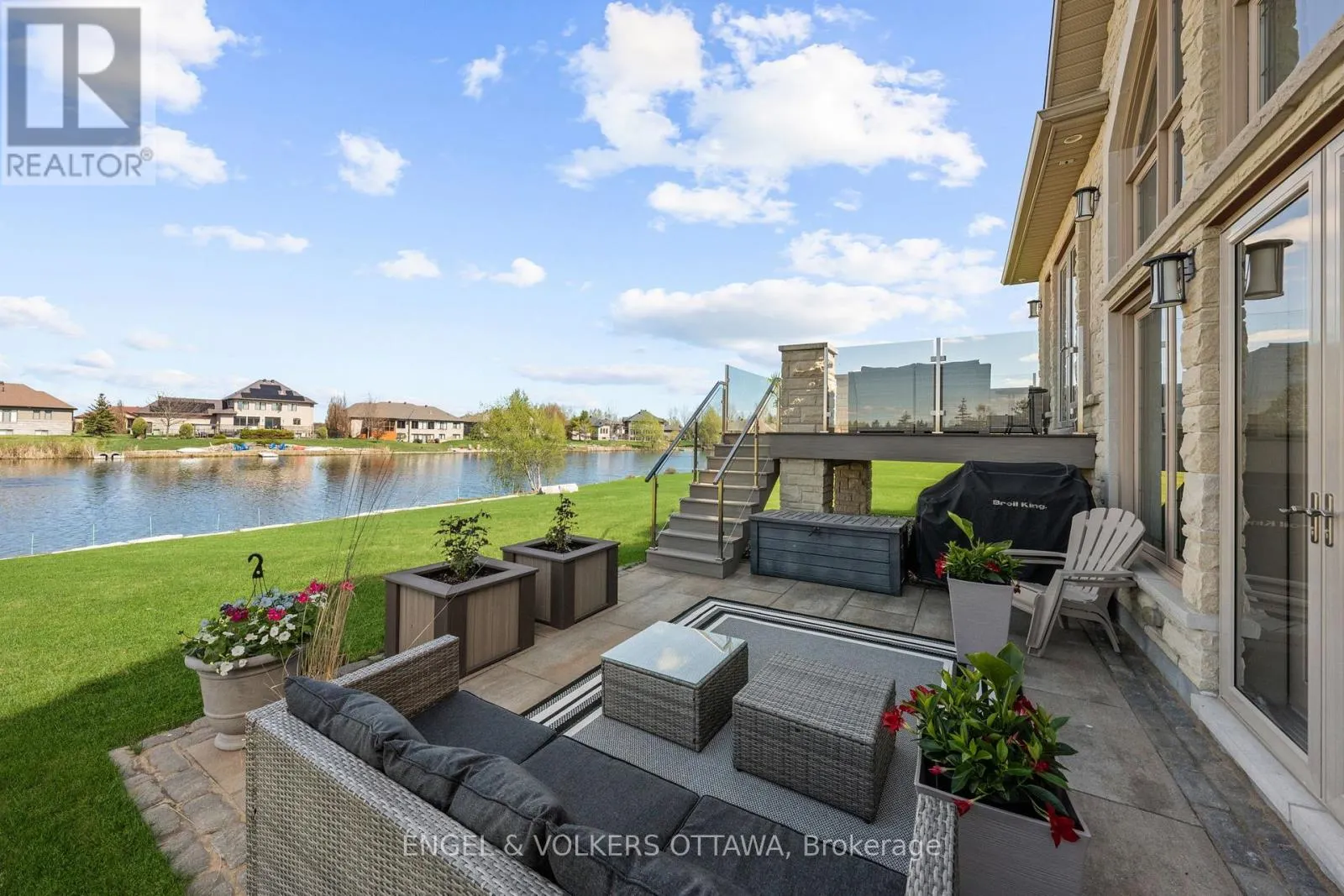 1457 WATERS EDGE WAY