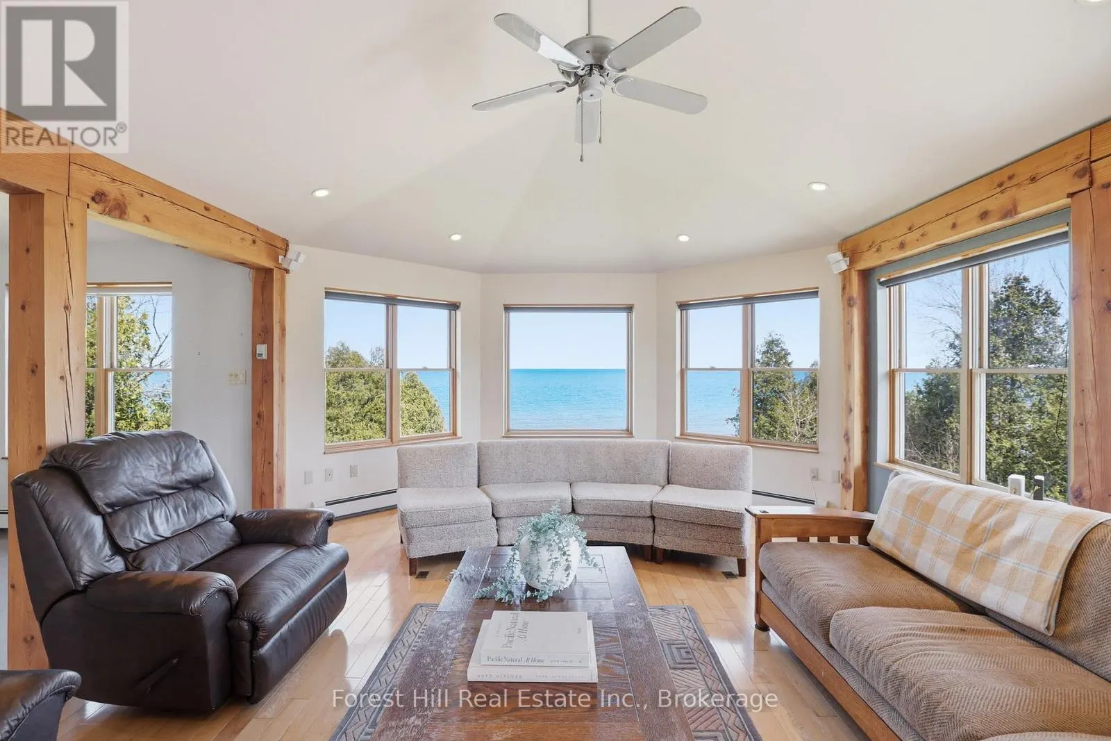 295 LAKESHORE ROAD N