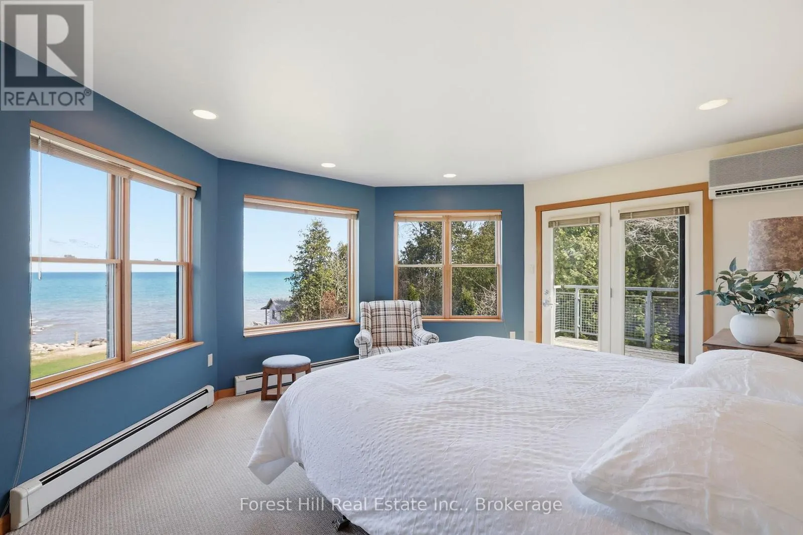 295 LAKESHORE ROAD N