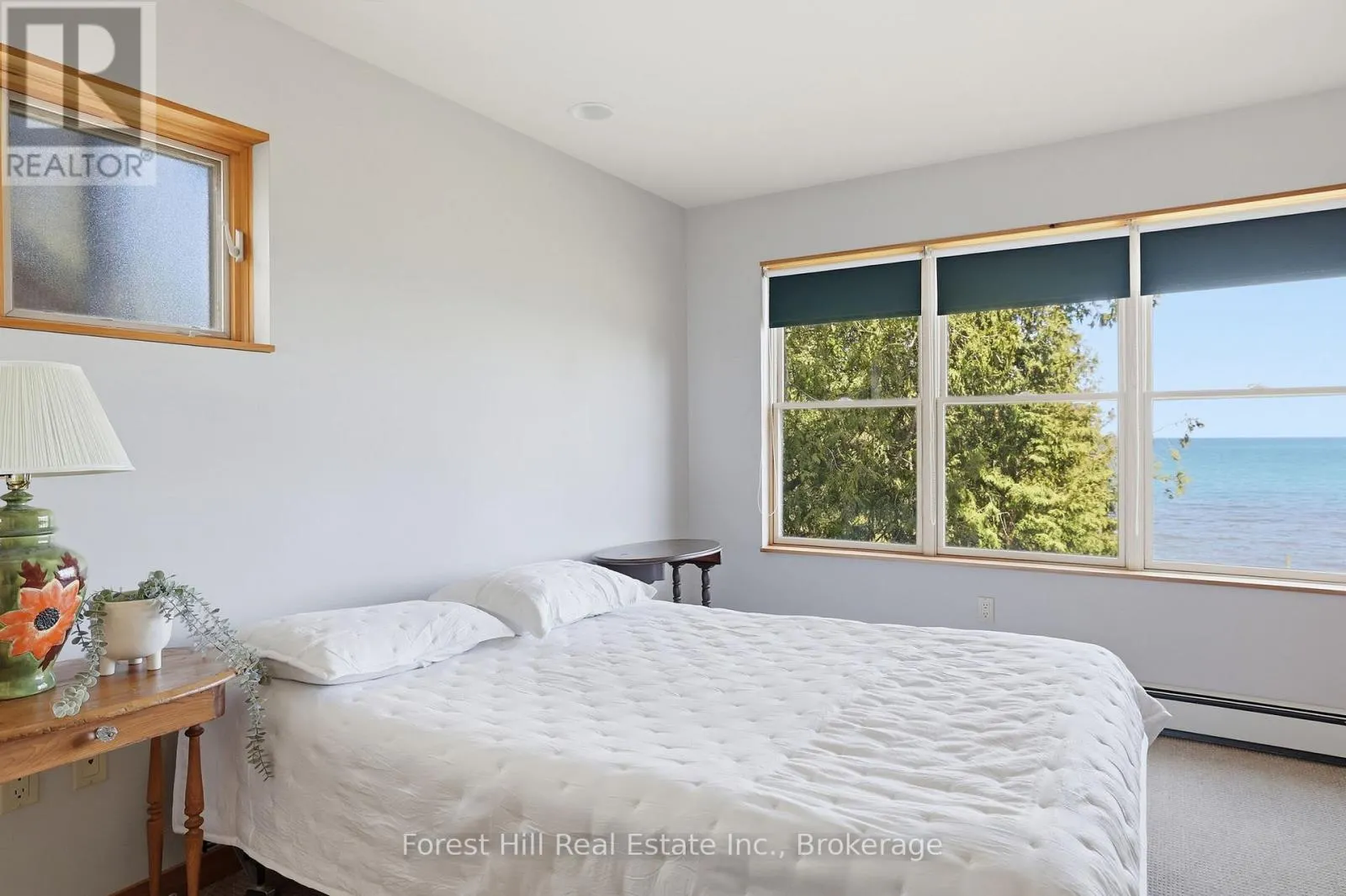 295 LAKESHORE ROAD N