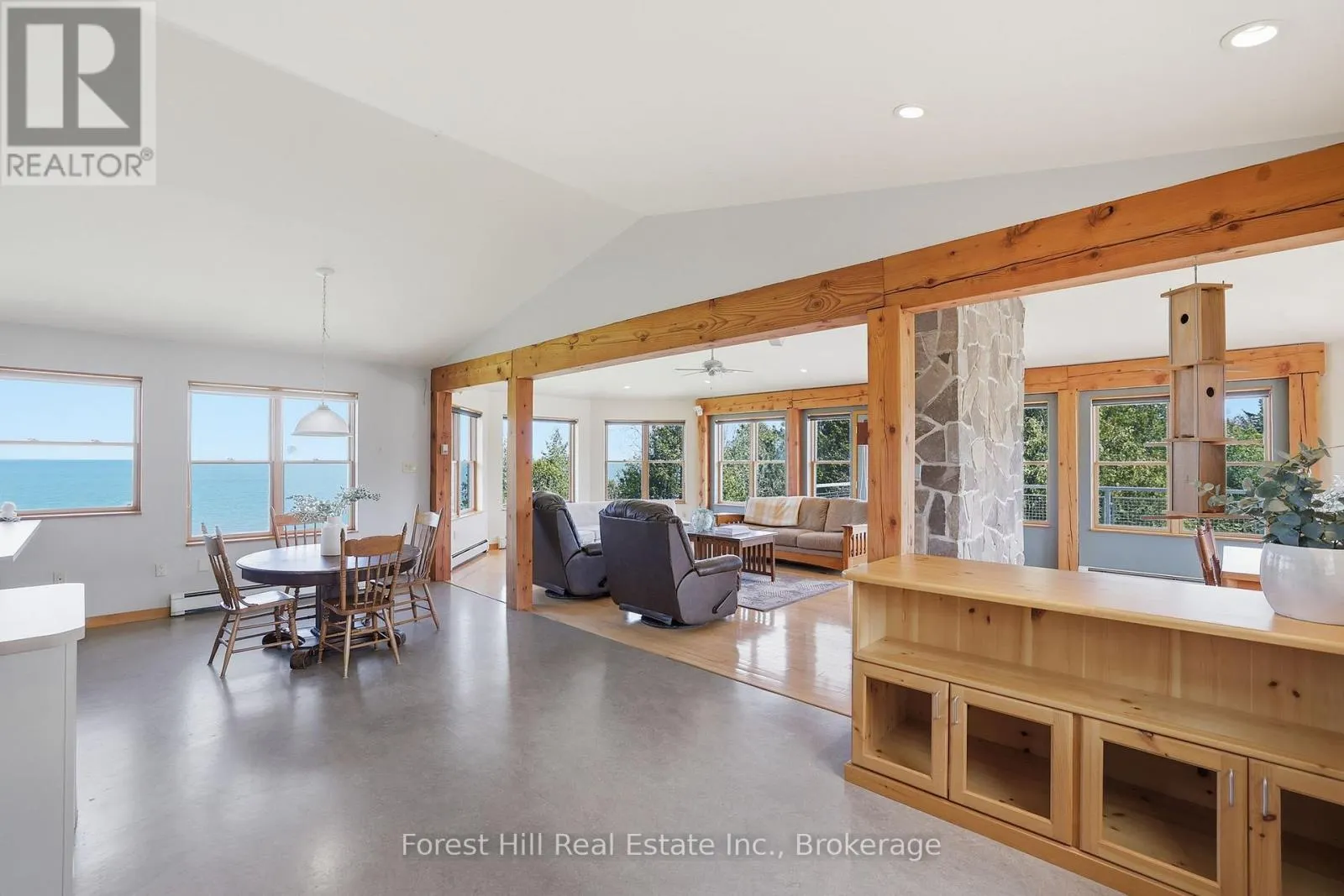 295 LAKESHORE ROAD N