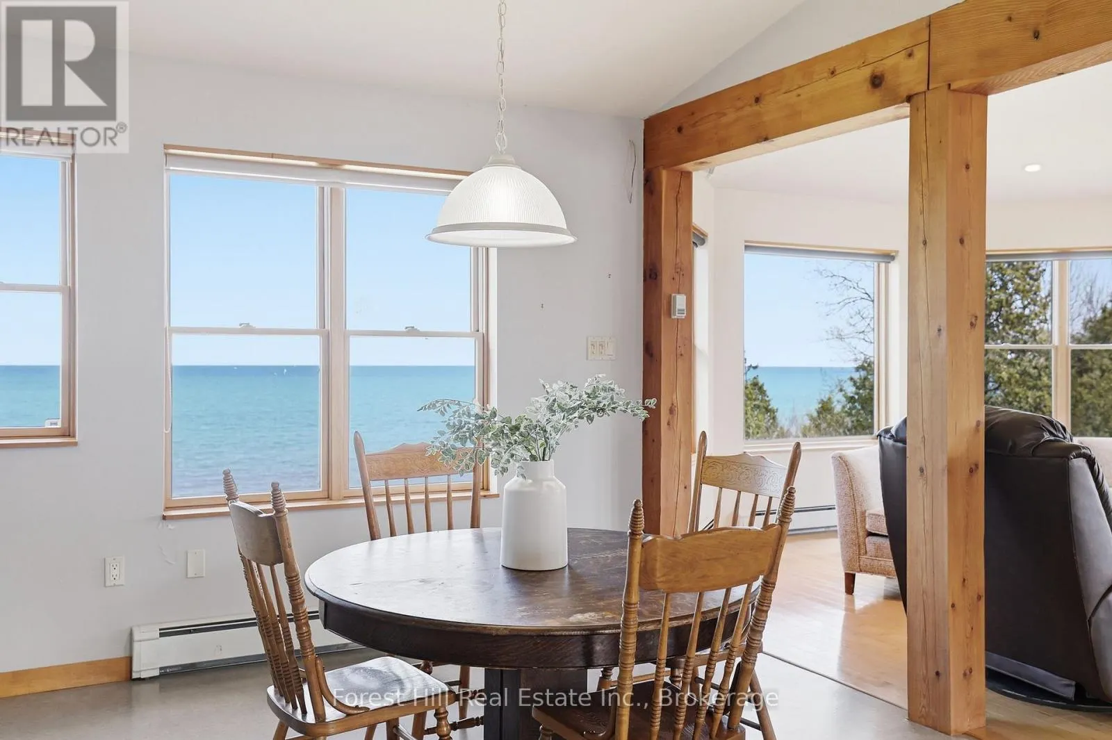 295 LAKESHORE ROAD N