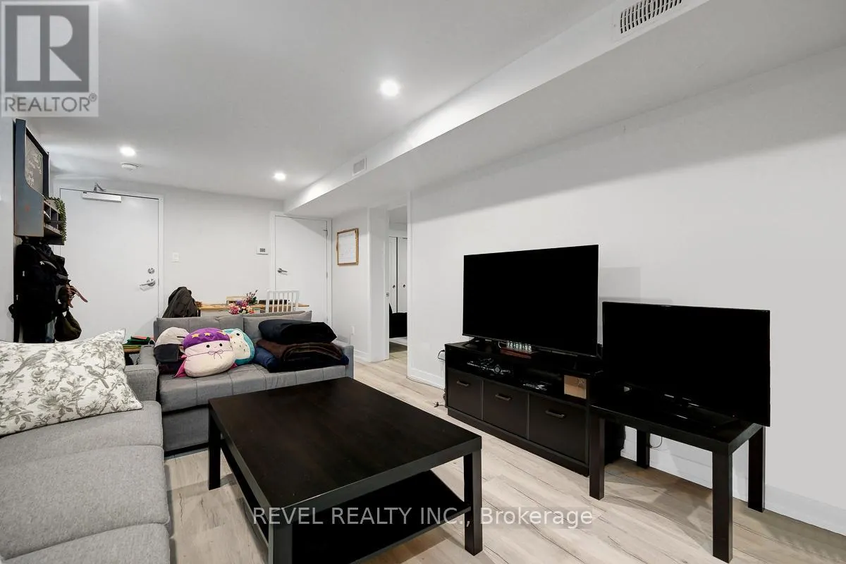 63 FINDLAY AVENUE