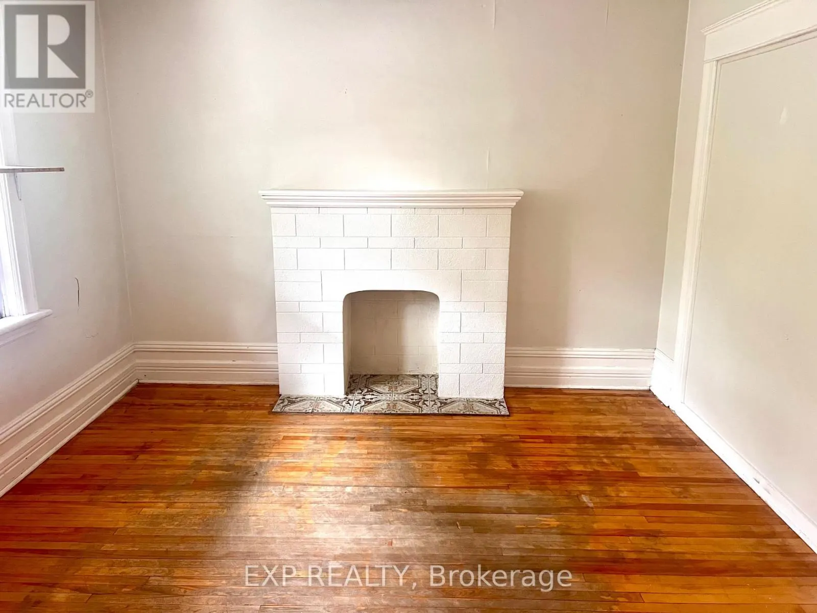 57 SPADINA AVENUE
