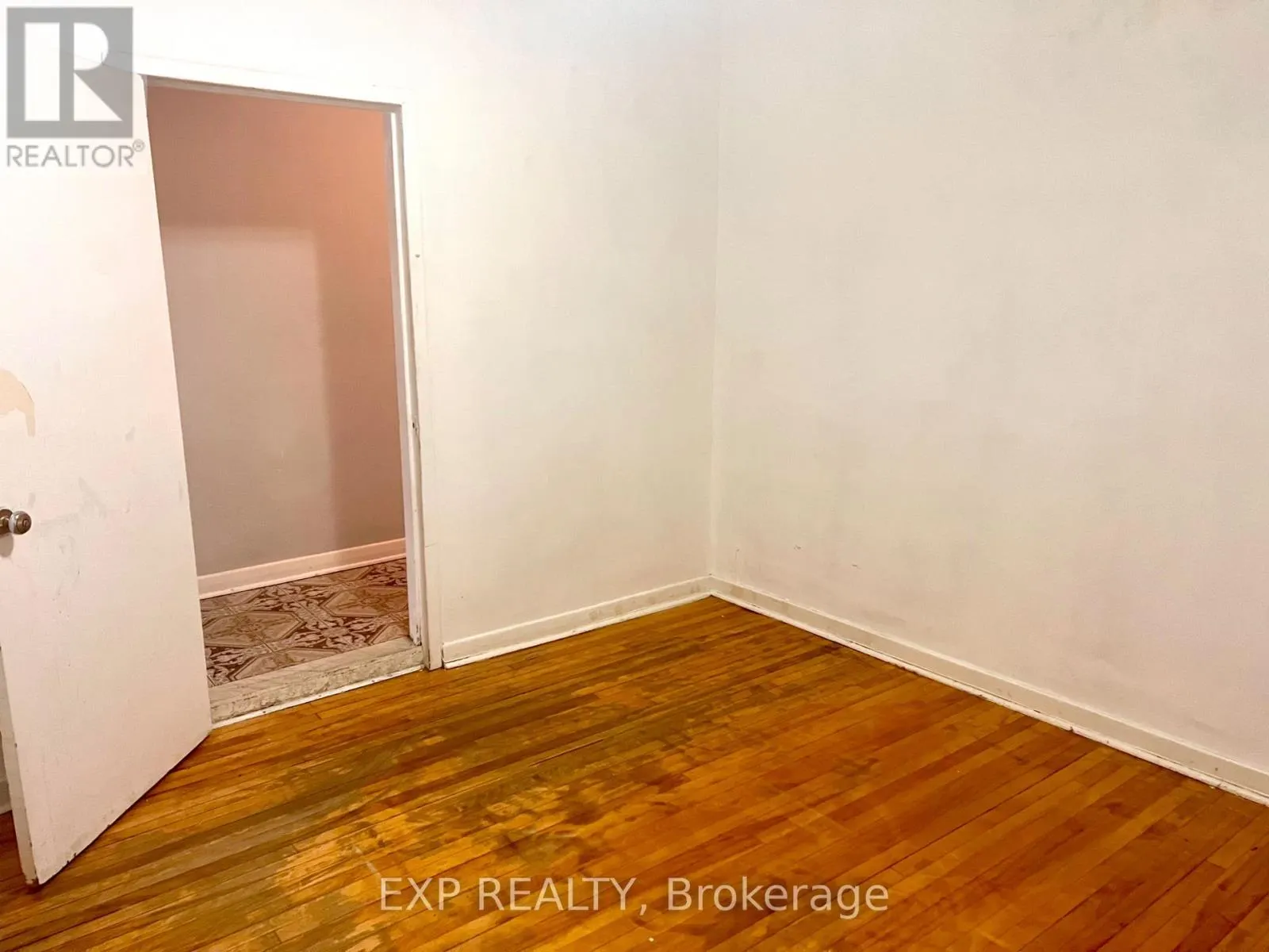 57 SPADINA AVENUE