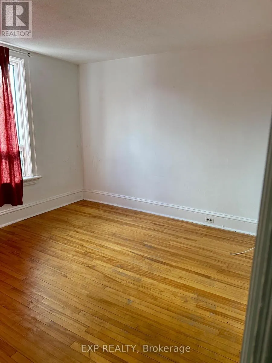 57 SPADINA AVENUE