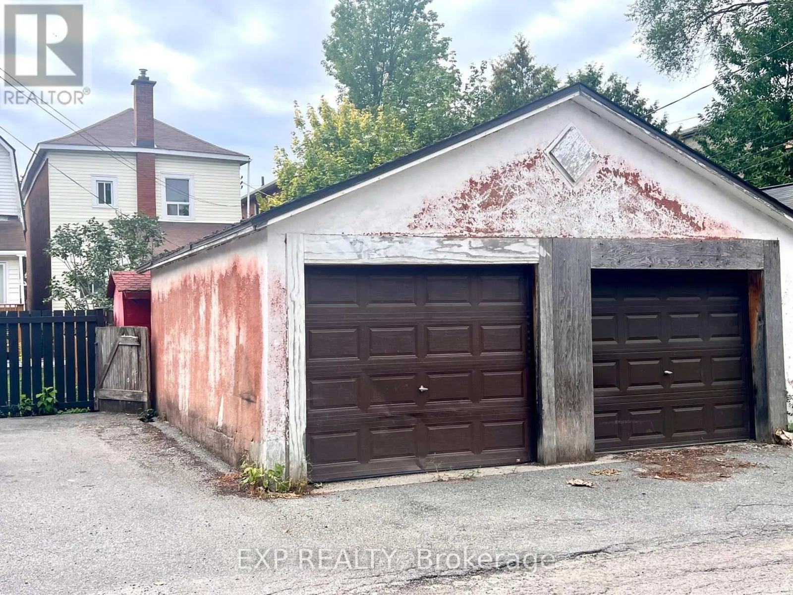 57 SPADINA AVENUE