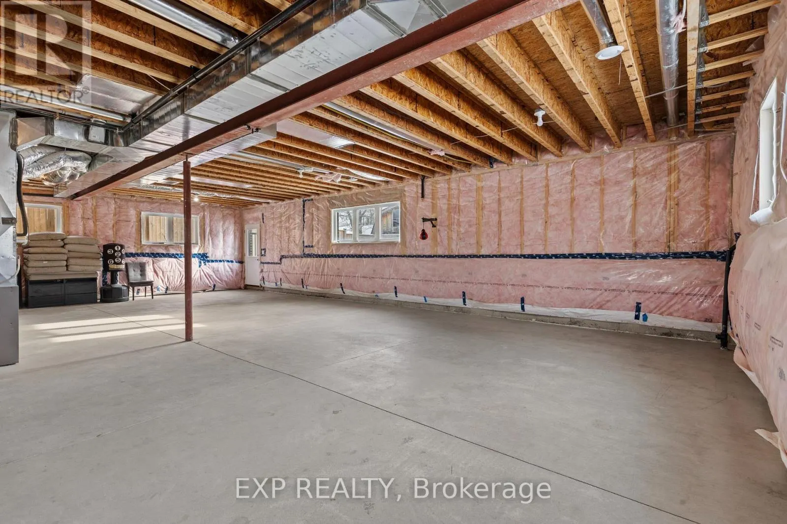 2756 ARROWSMITH COURT