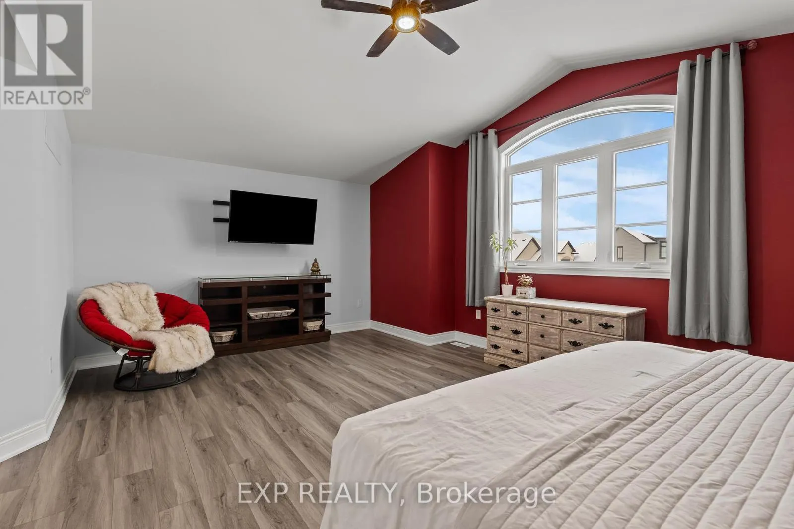 2756 ARROWSMITH COURT