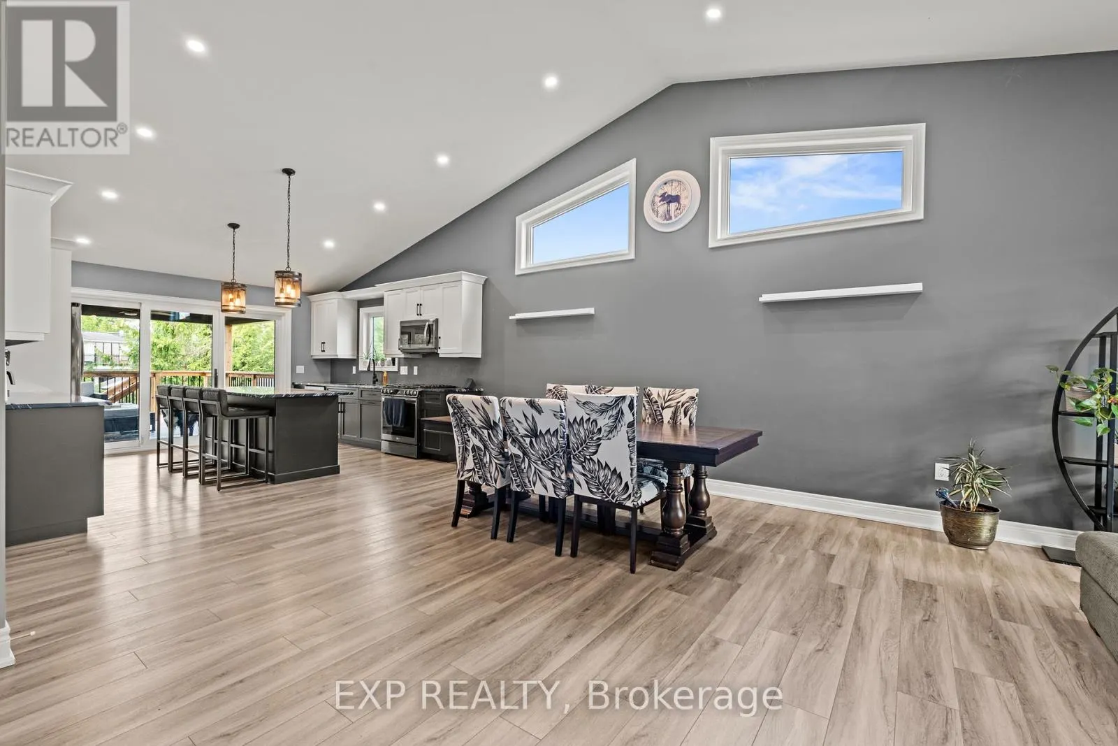 2756 ARROWSMITH COURT
