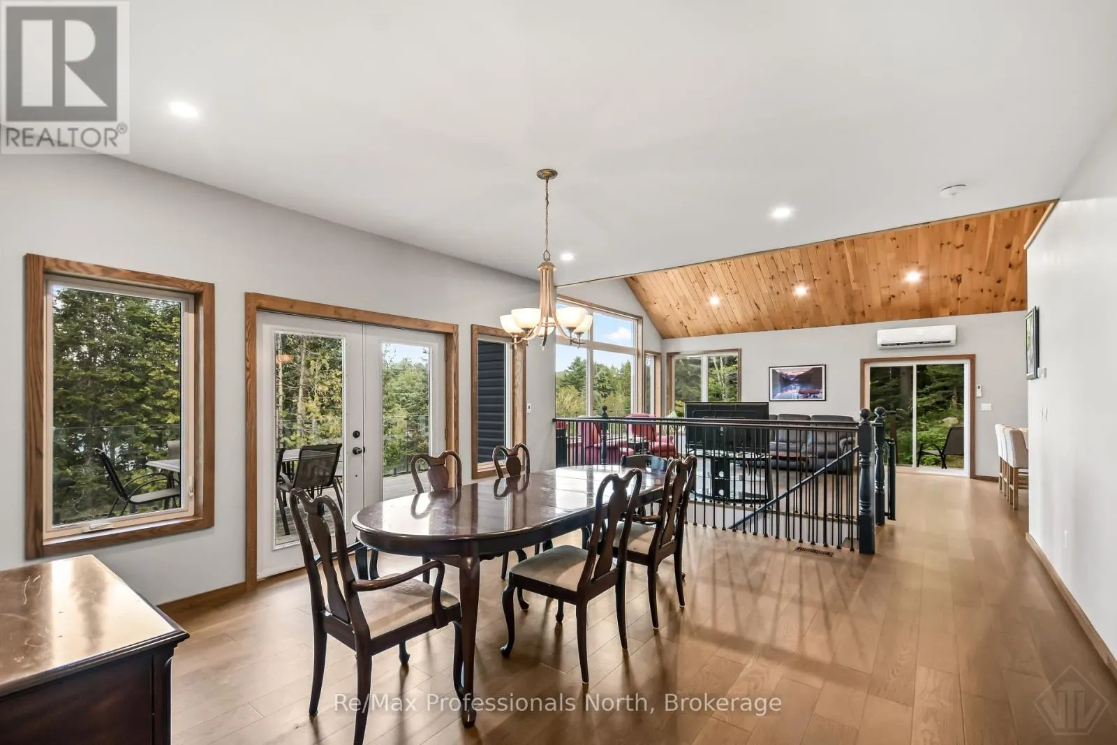 1420 ECHO LAKE ROAD