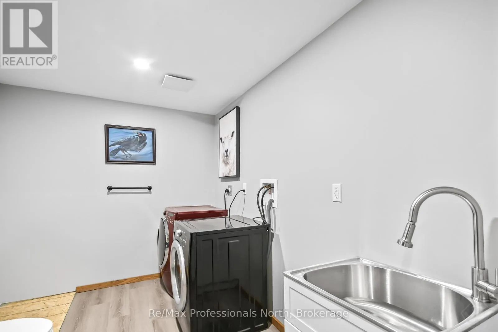 1420 ECHO LAKE ROAD