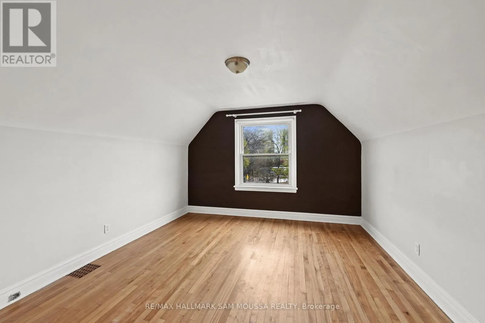 378 BYRON AVENUE