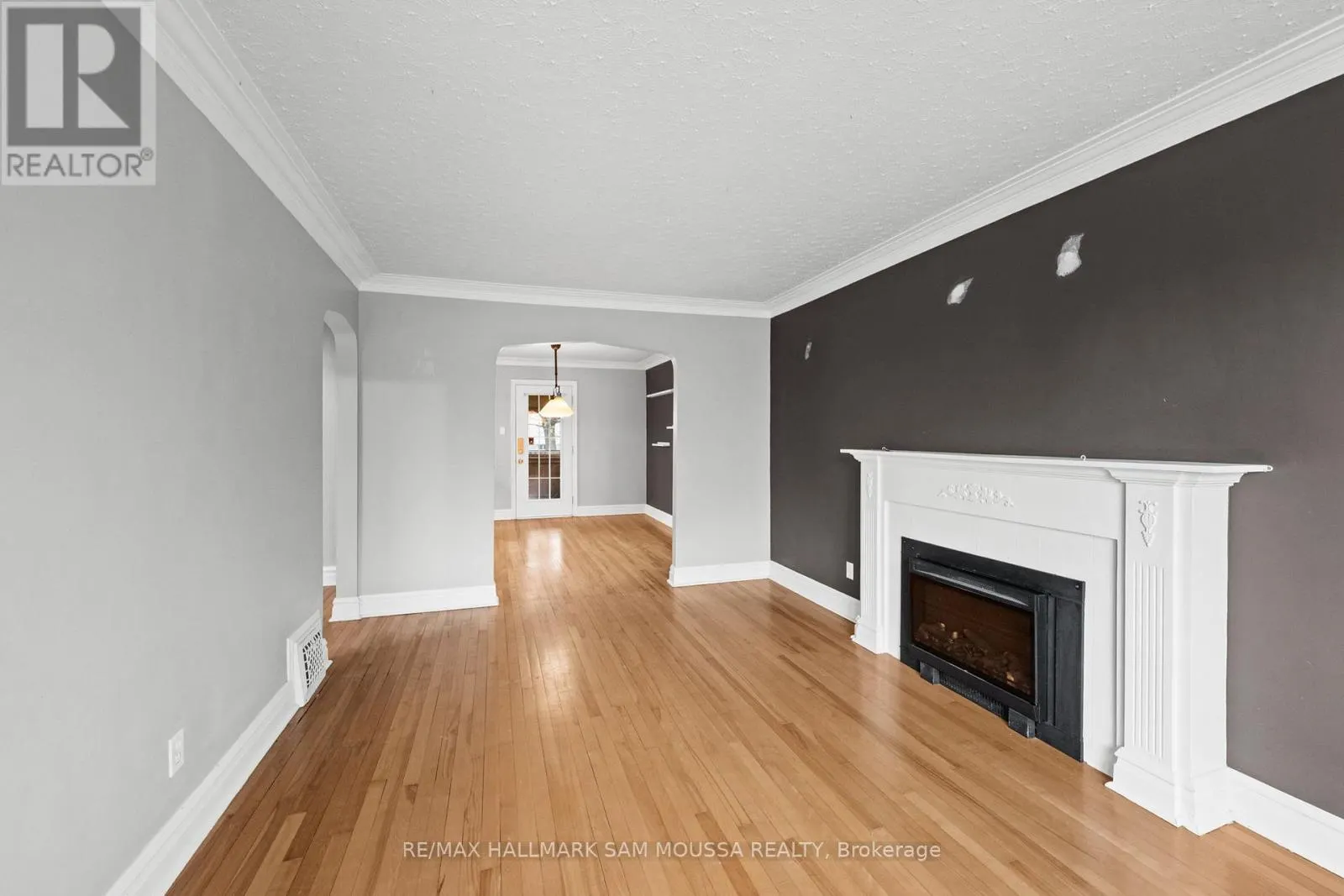 378 BYRON AVENUE