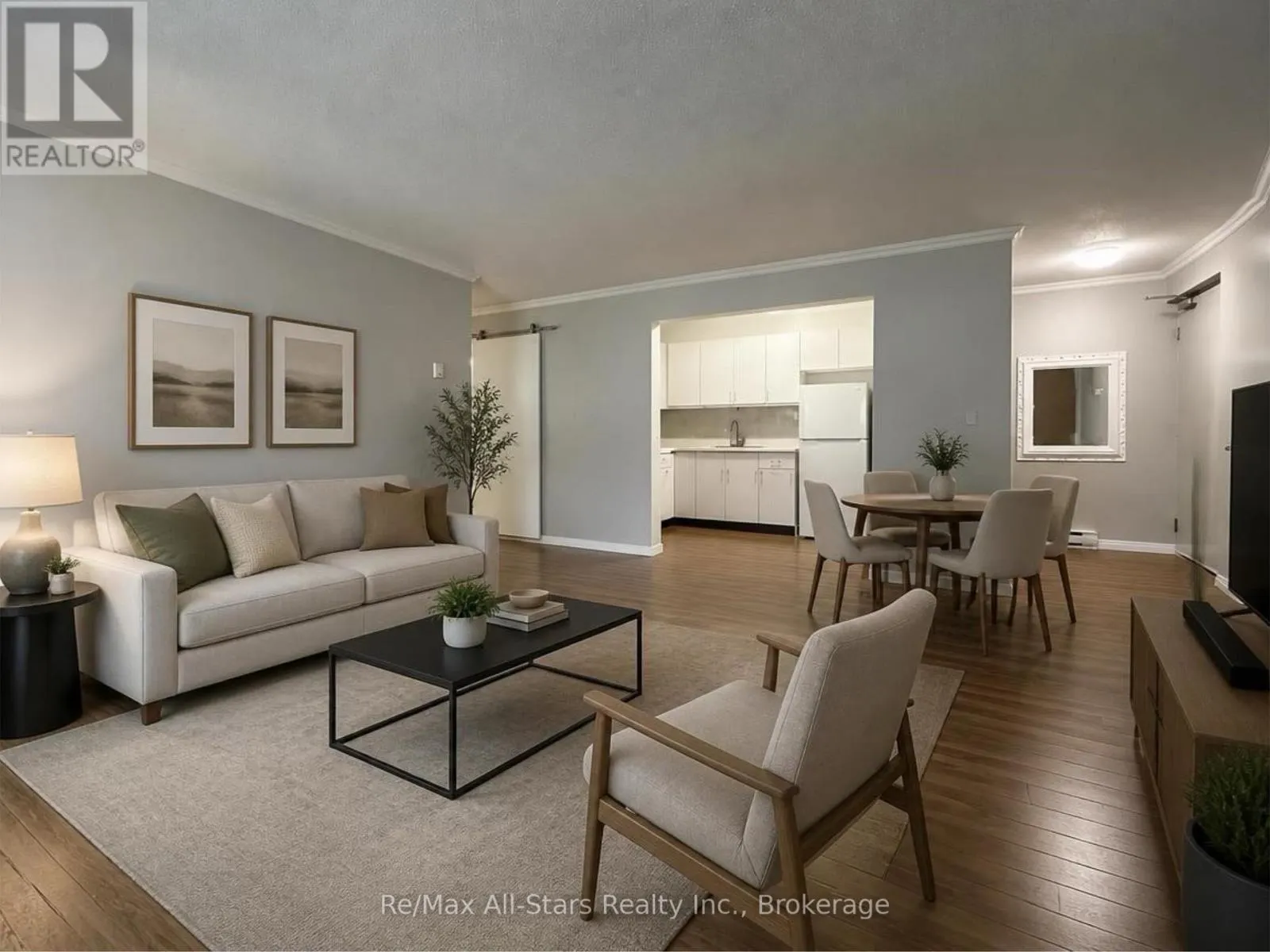 101 - 15 CLIFTON STREET #101