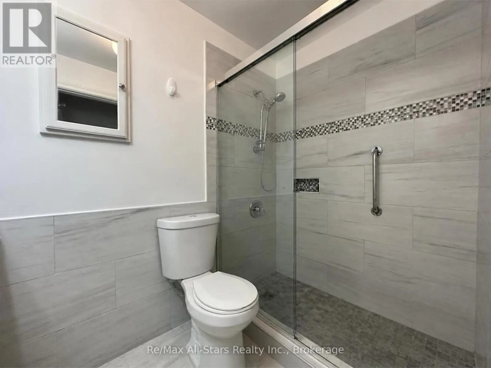 101 - 15 CLIFTON STREET #101