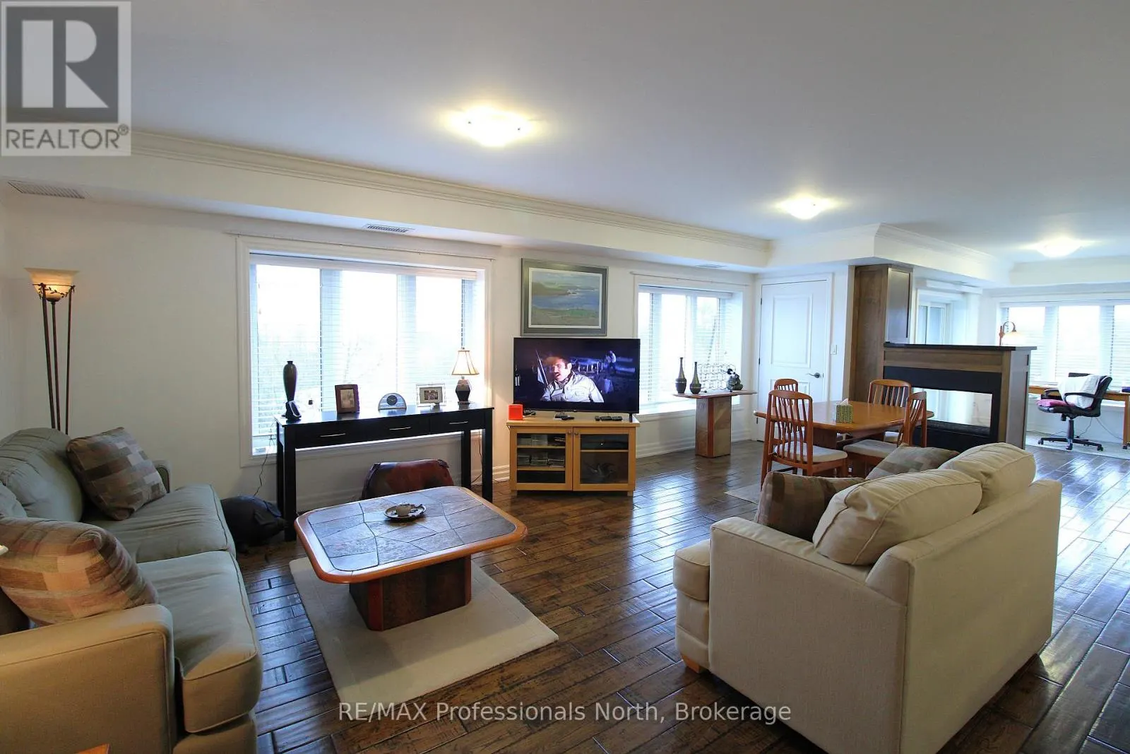402 - 26 DAIRY LANE #402