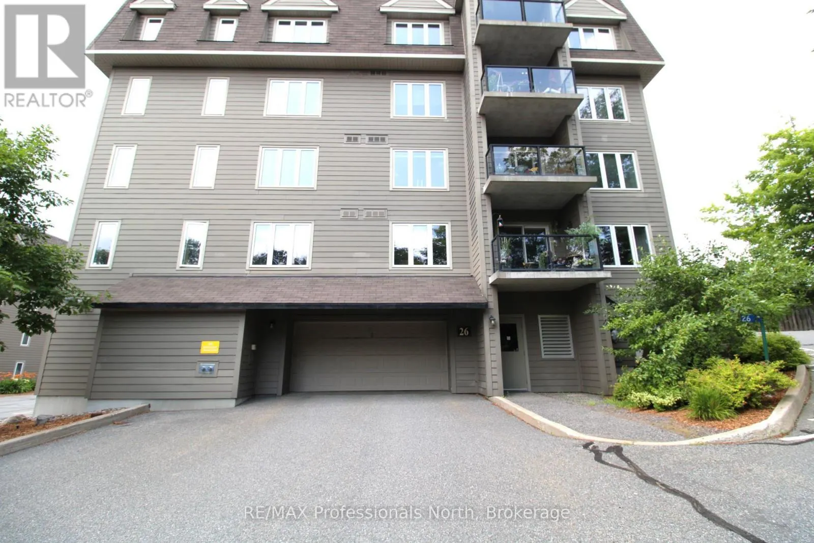 402 - 26 DAIRY LANE #402