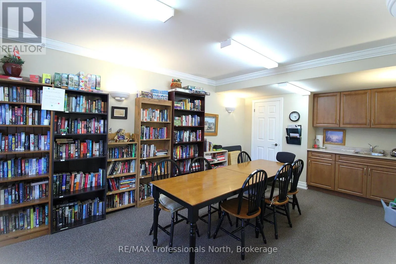 402 - 26 DAIRY LANE #402