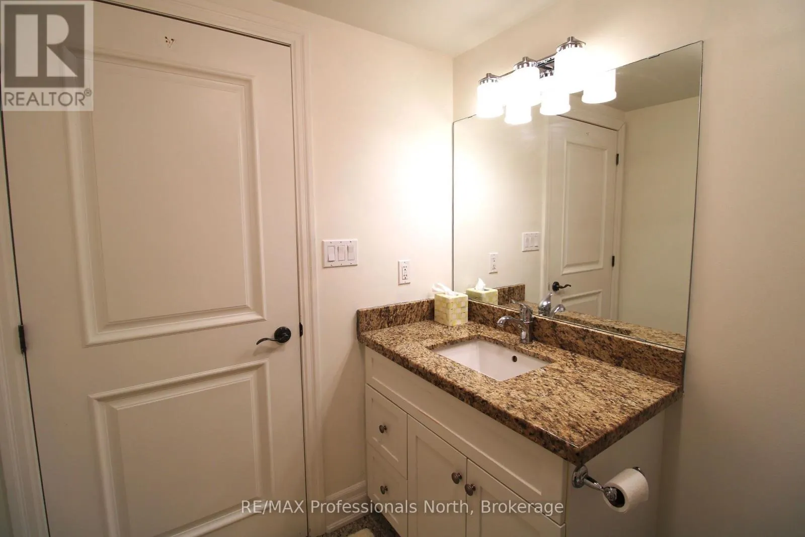 402 - 26 DAIRY LANE #402