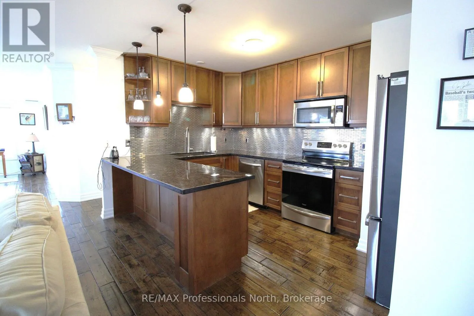 402 - 26 DAIRY LANE #402