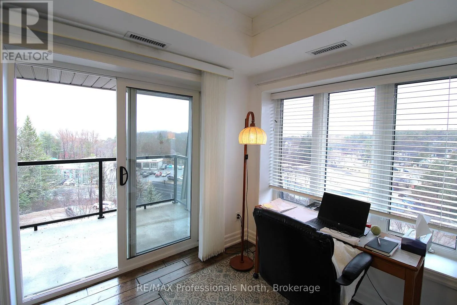 402 - 26 DAIRY LANE #402