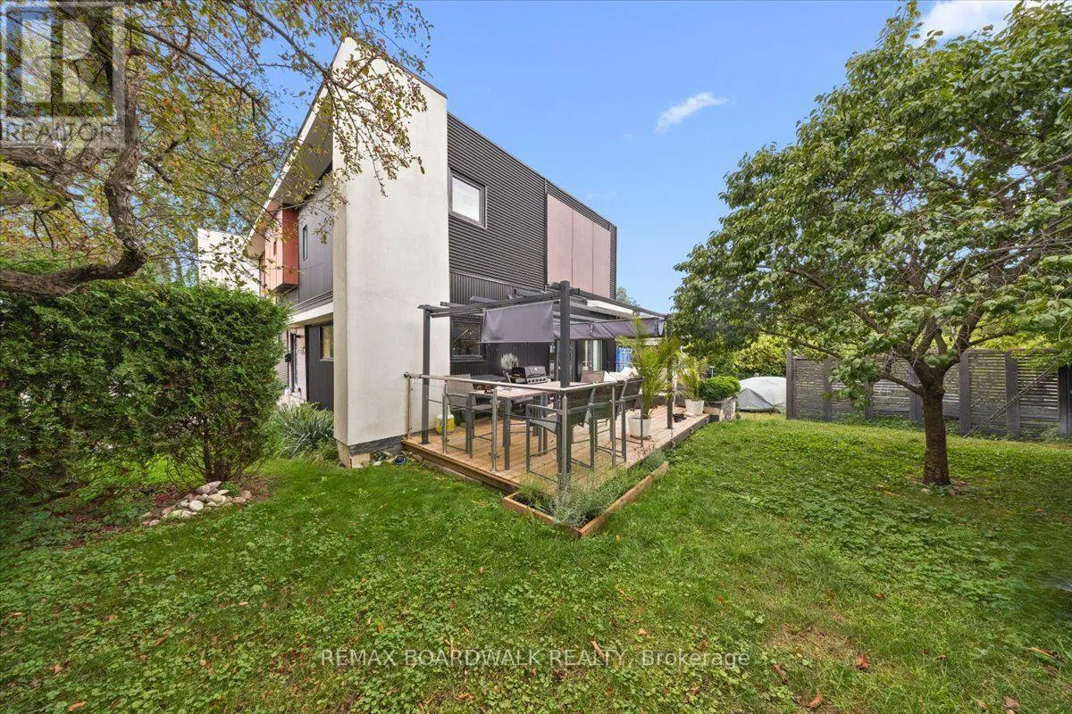 152 DUFORD STREET