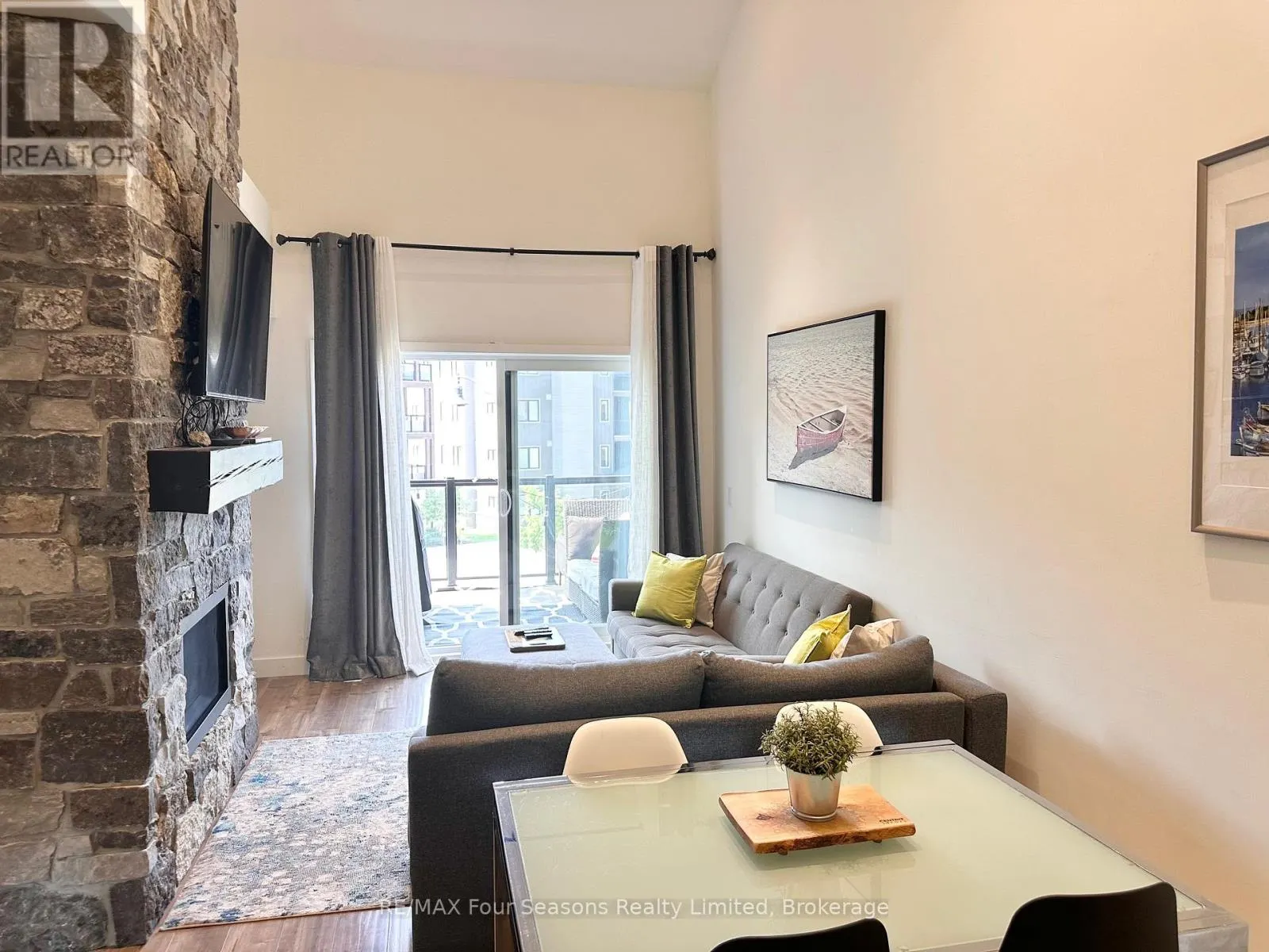 303 - 10 BEAUSOLEIL LANE #303