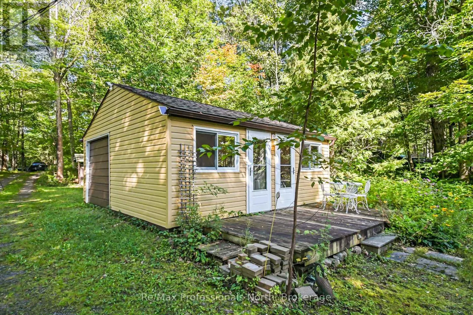 1101 MORRISON LAKE ROAD N