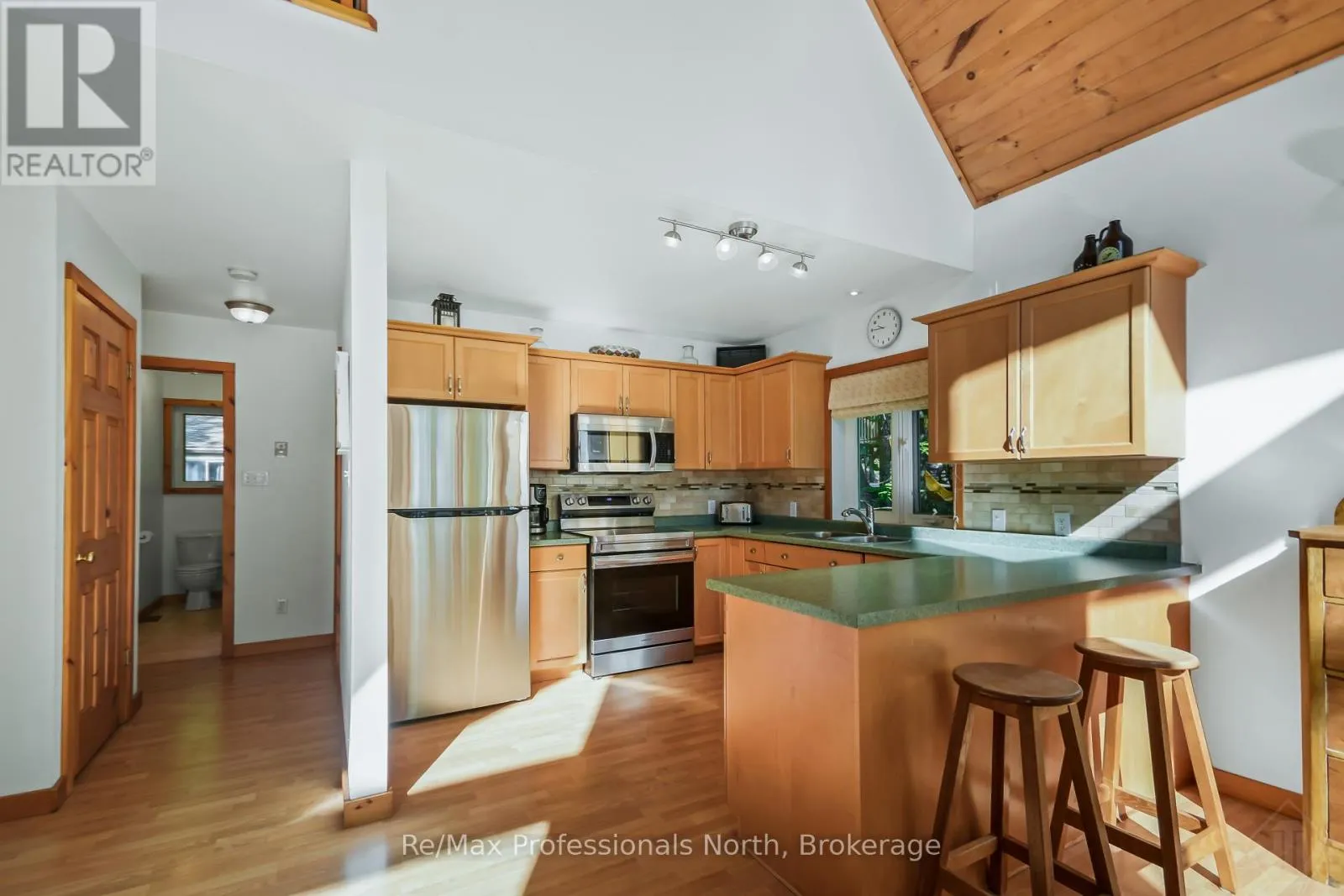 1101 MORRISON LAKE ROAD N