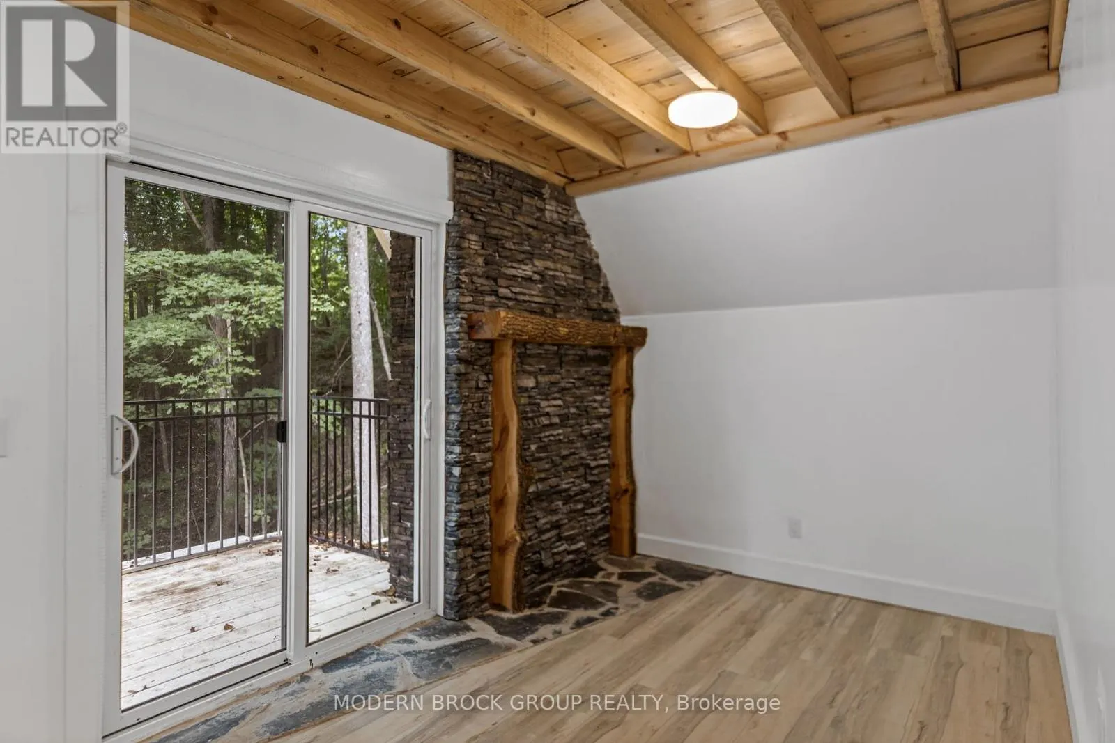 155 WOODVALE ROAD