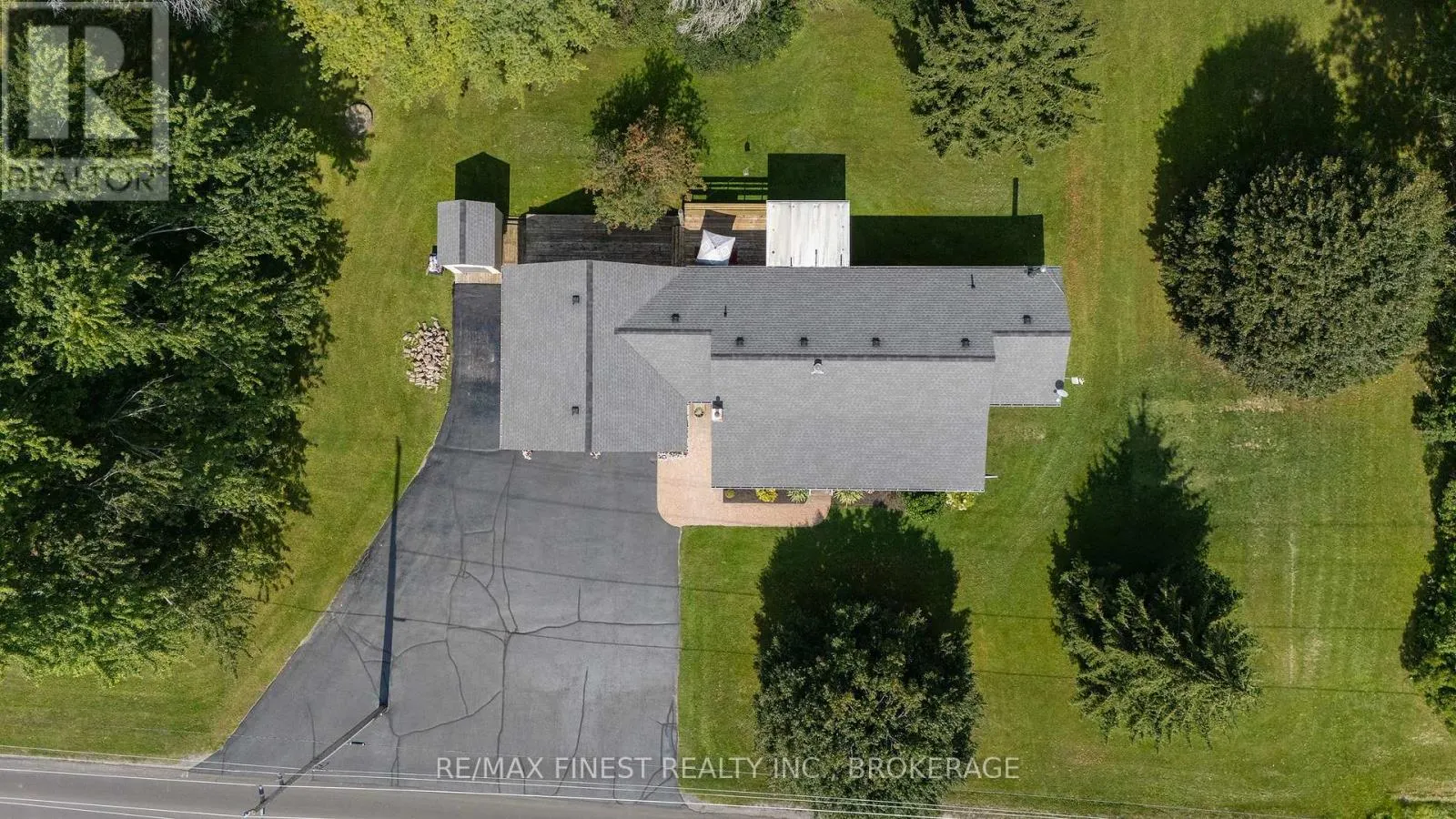 995 BRIDGE STREET W