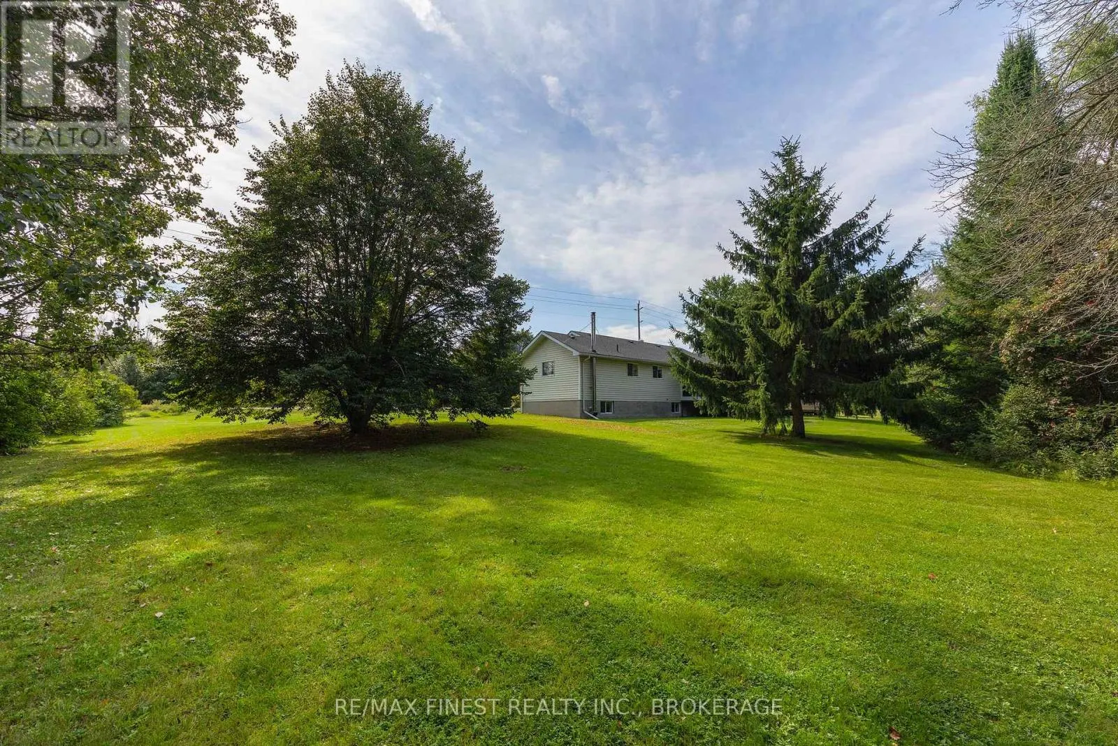 995 BRIDGE STREET W