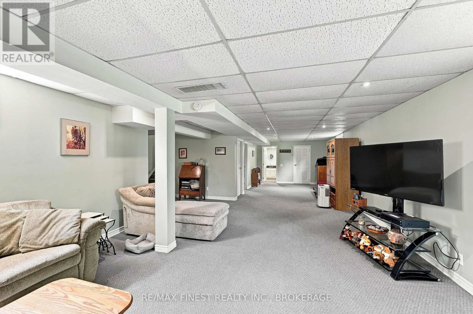 995 BRIDGE STREET W