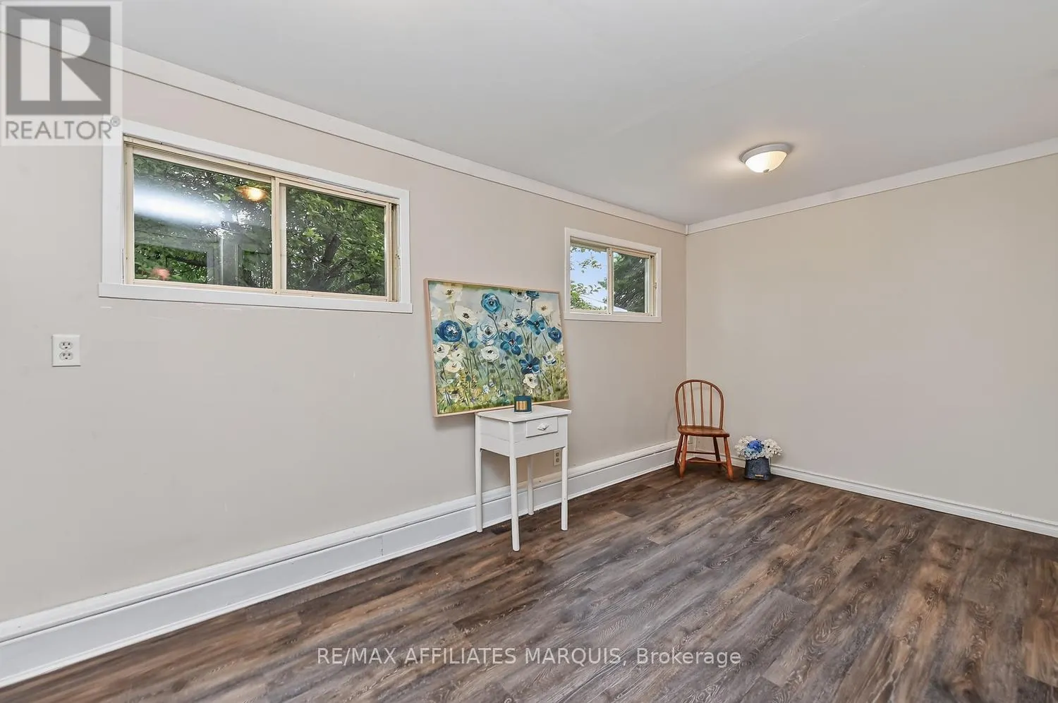 14 SADDLE AVENUE