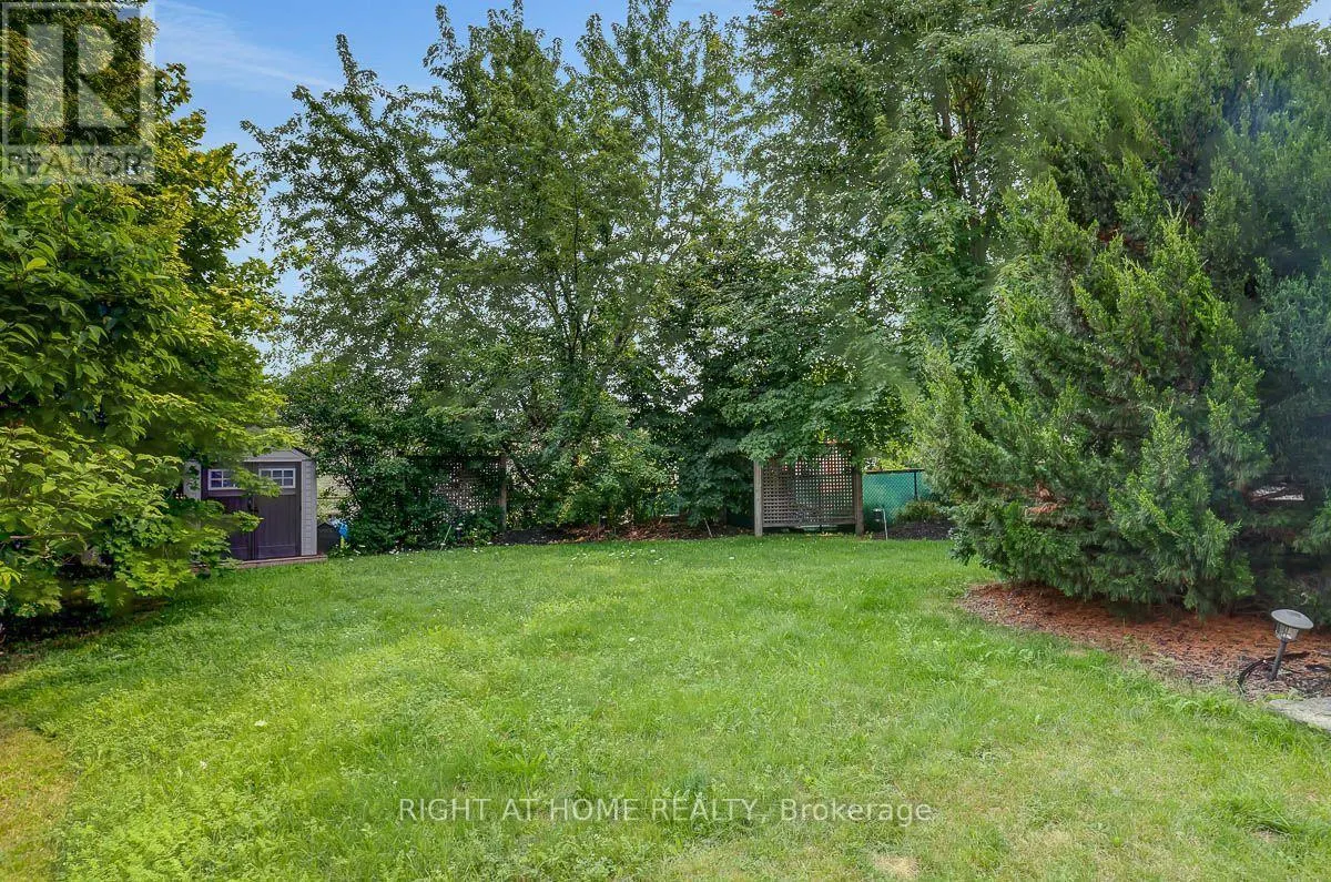 514 LANDSWOOD WAY