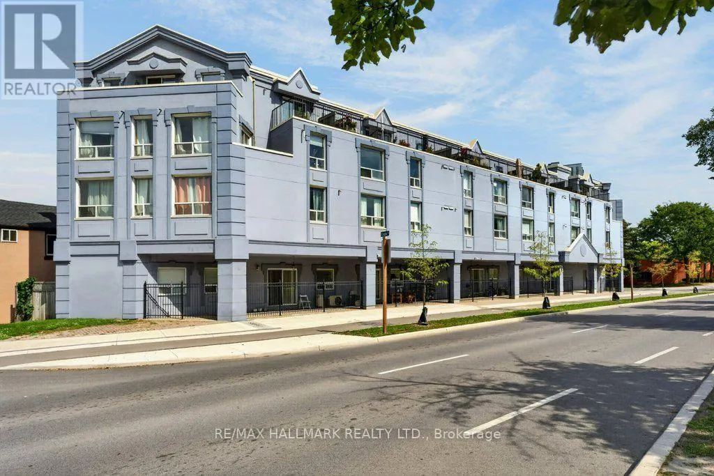 203 - 400 YORK BOULEVARD