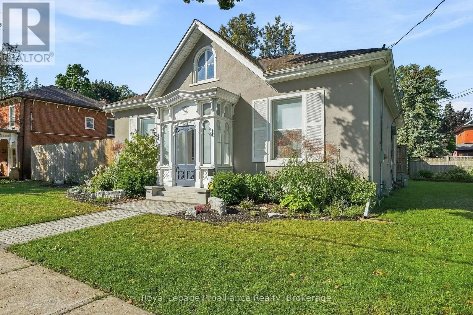 220 CHARLES STREET