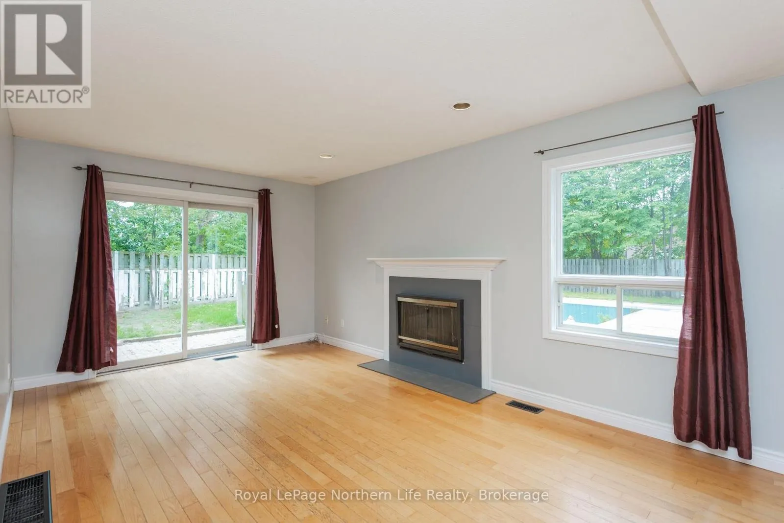 476 MAPLEWOOD AVENUE
