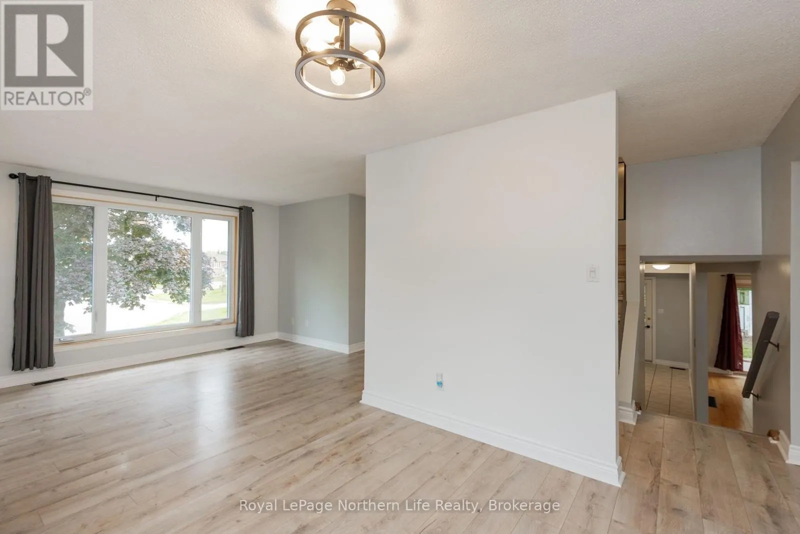 476 MAPLEWOOD AVENUE