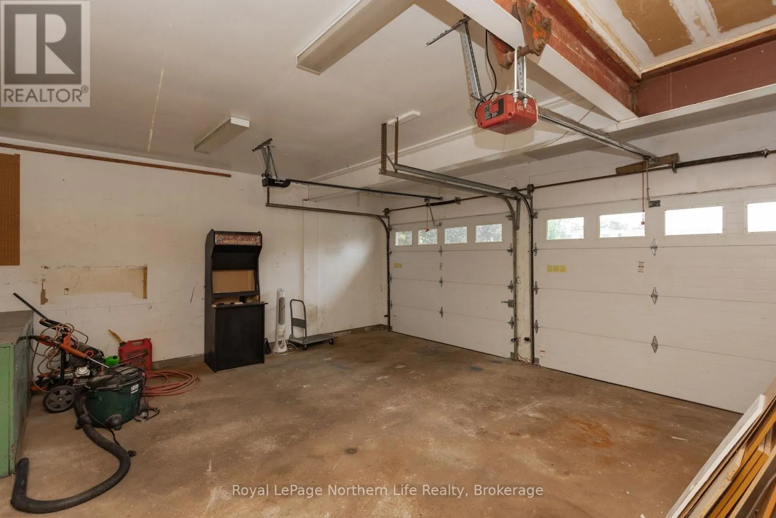476 MAPLEWOOD AVENUE